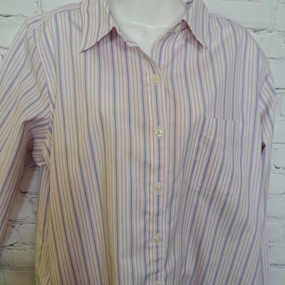 LL Bean Stripes Cotton Classic Casual Button Up Shirt Top Size Medium - Picture 3 of 8